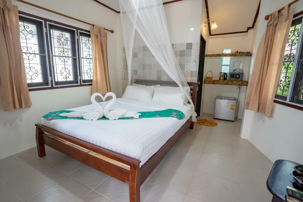 Bungalow with Sea View